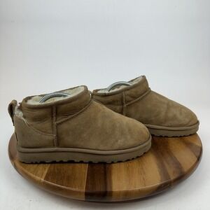 Womens Ugg Classic Ultra Mini Tan Shearling Lined Comfort Boots Size 7 M GUC